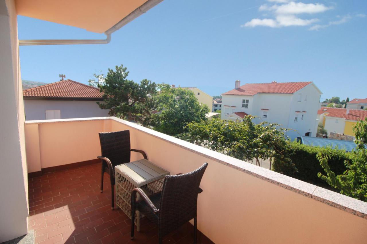 Apartmani Zem, Krk Krk Town Exterior photo